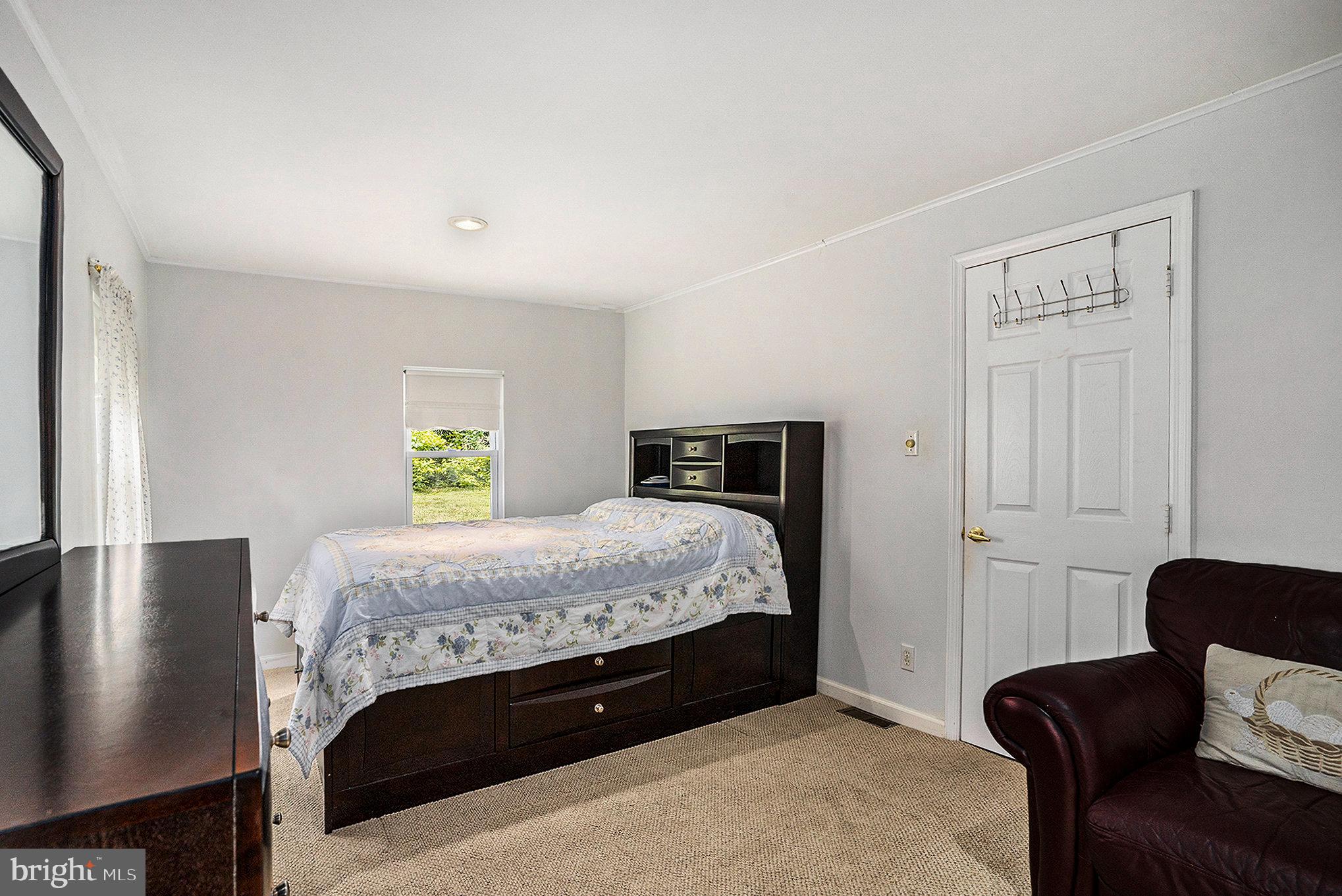 8 Chestnut Road Newtown Square, PA 19073 - Photo 13 of 28 Gallery Image 13