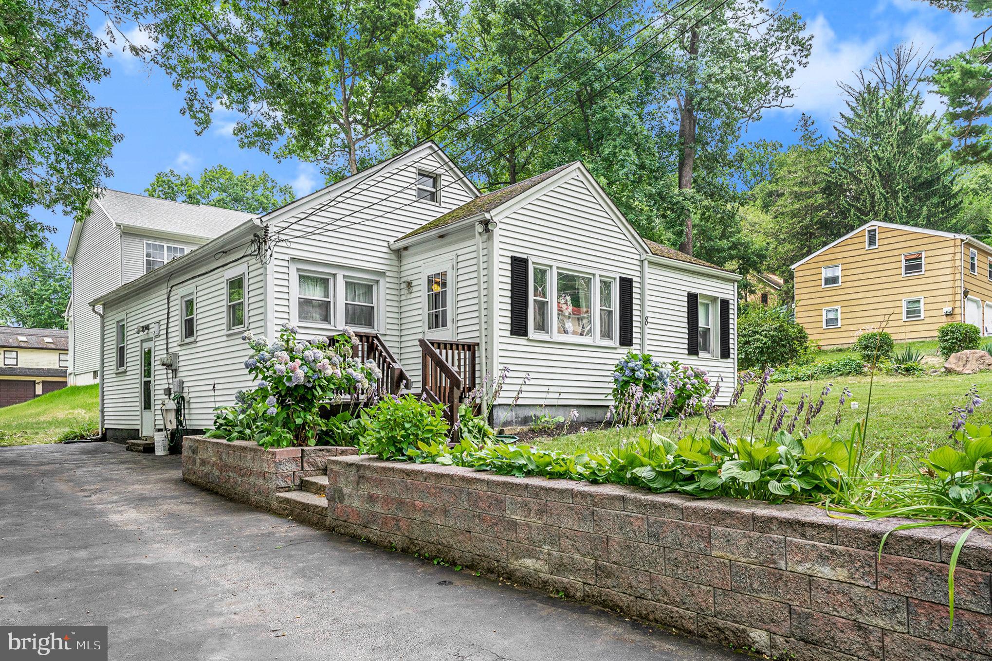 8 Chestnut Road Newtown Square, PA 19073 - Photo 22 of 28 Gallery Image 22