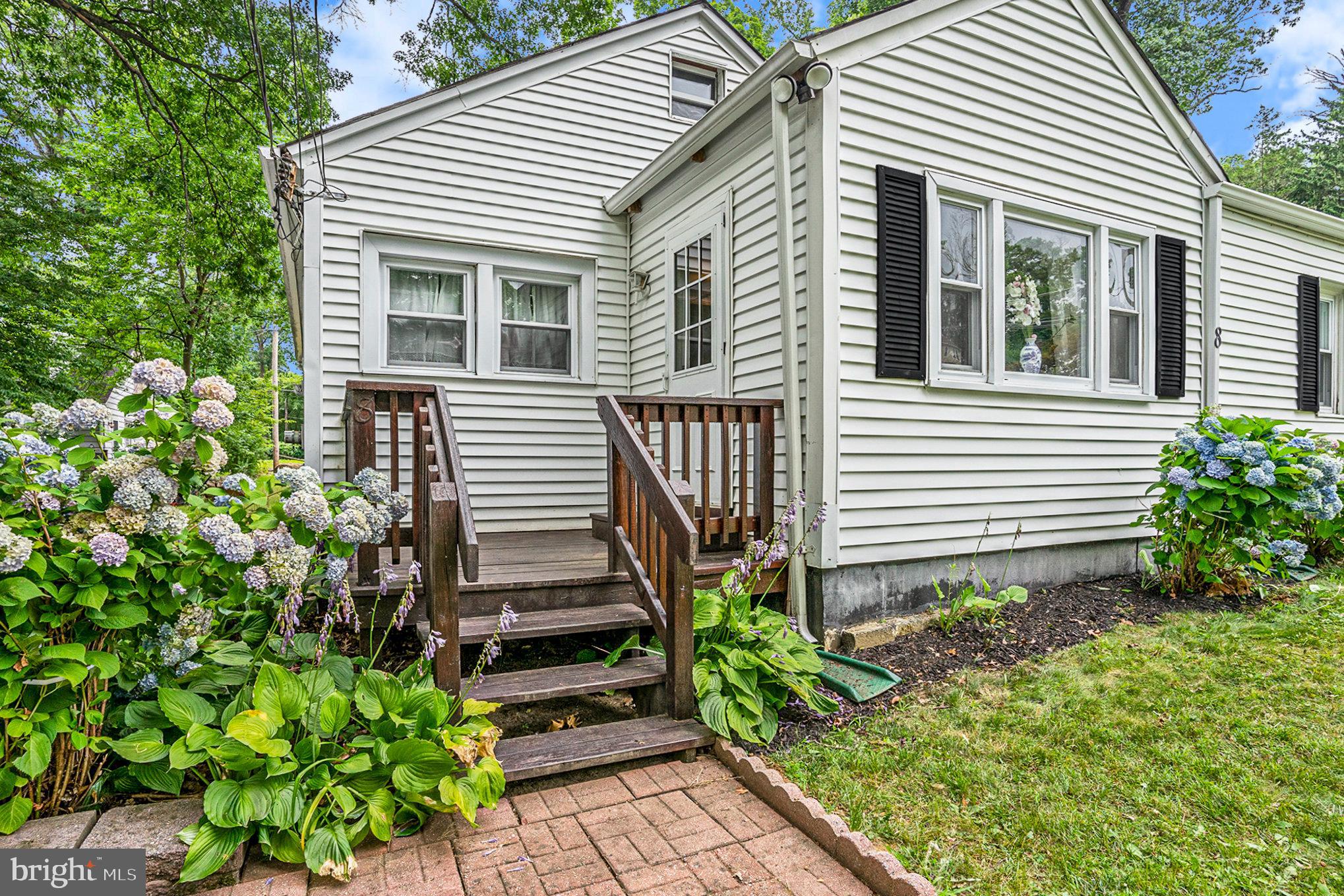8 Chestnut Road Newtown Square, PA 19073 - Photo 23 of 28 Gallery Image 23