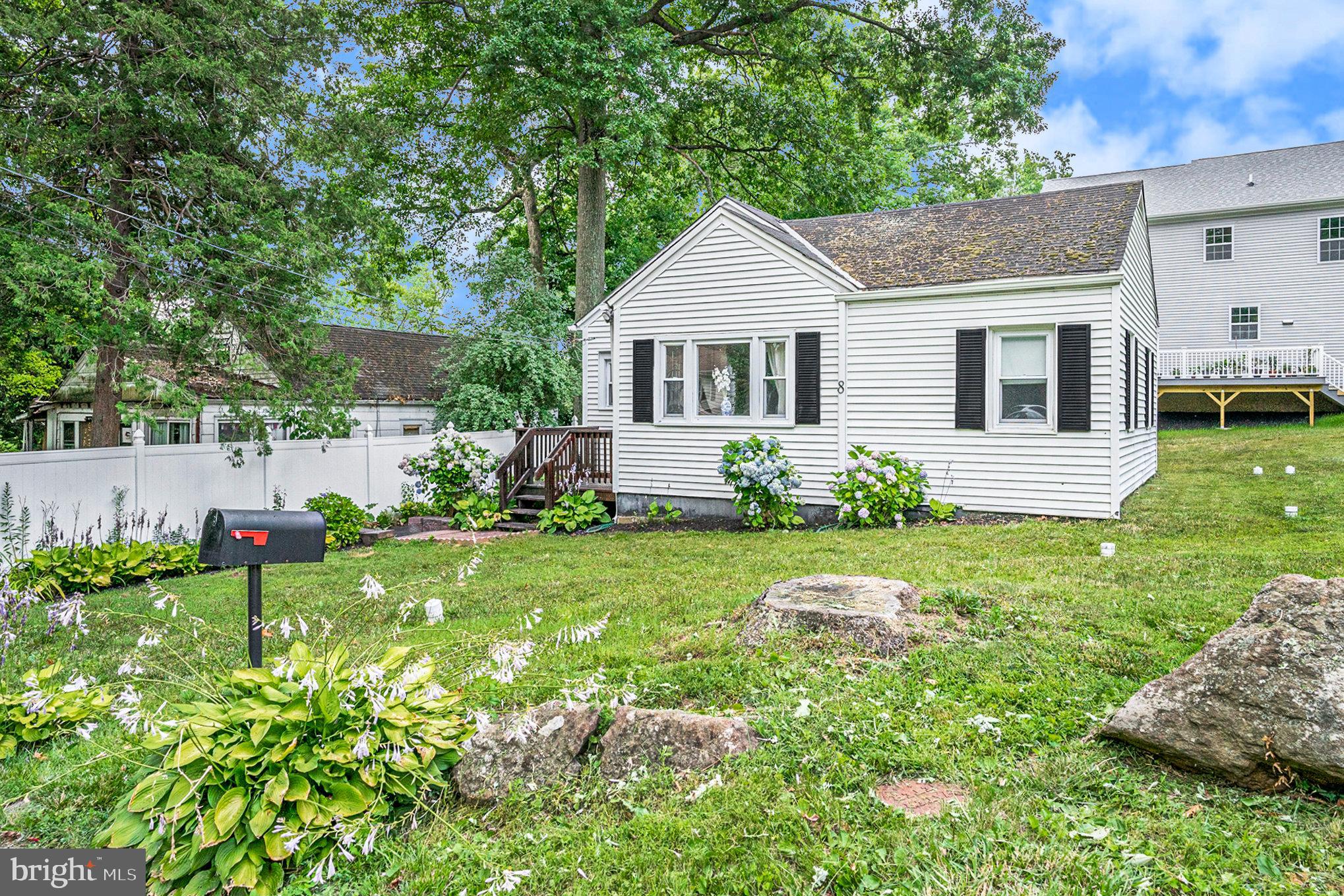 8 Chestnut Road Newtown Square, PA 19073 - Photo 25 of 28 Gallery Image 25