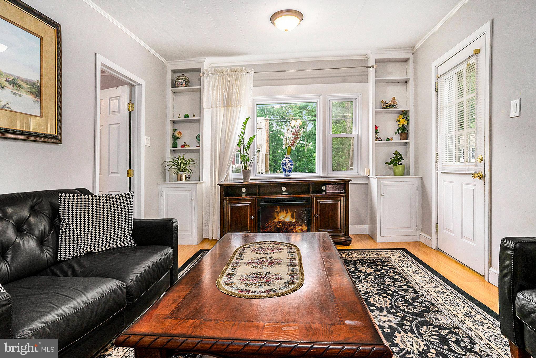 8 Chestnut Road Newtown Square, PA 19073 - Photo 4 of 28 Gallery Image 4