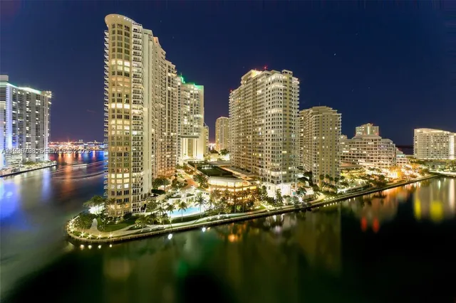 $3,750 | 801 Brickell Key Boulevard, Unit 2707, Miami, FL 33131