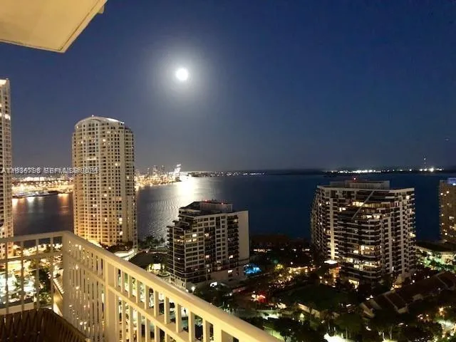 $3,750 | 801 Brickell Key Boulevard, Unit 2707, Miami, FL 33131