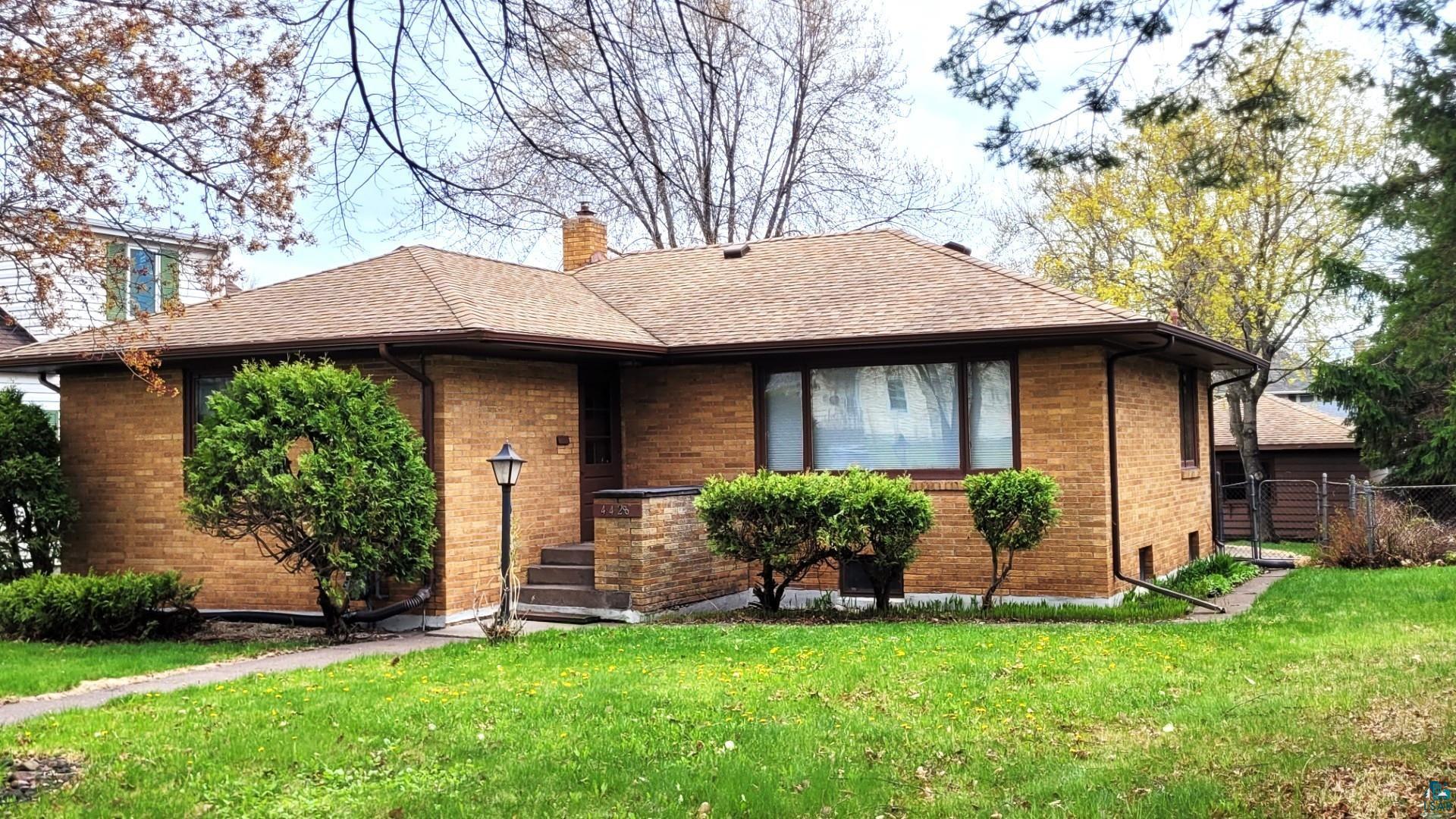 4428 Pitt Street Duluth, MN 55804 - Photo 1 of 23