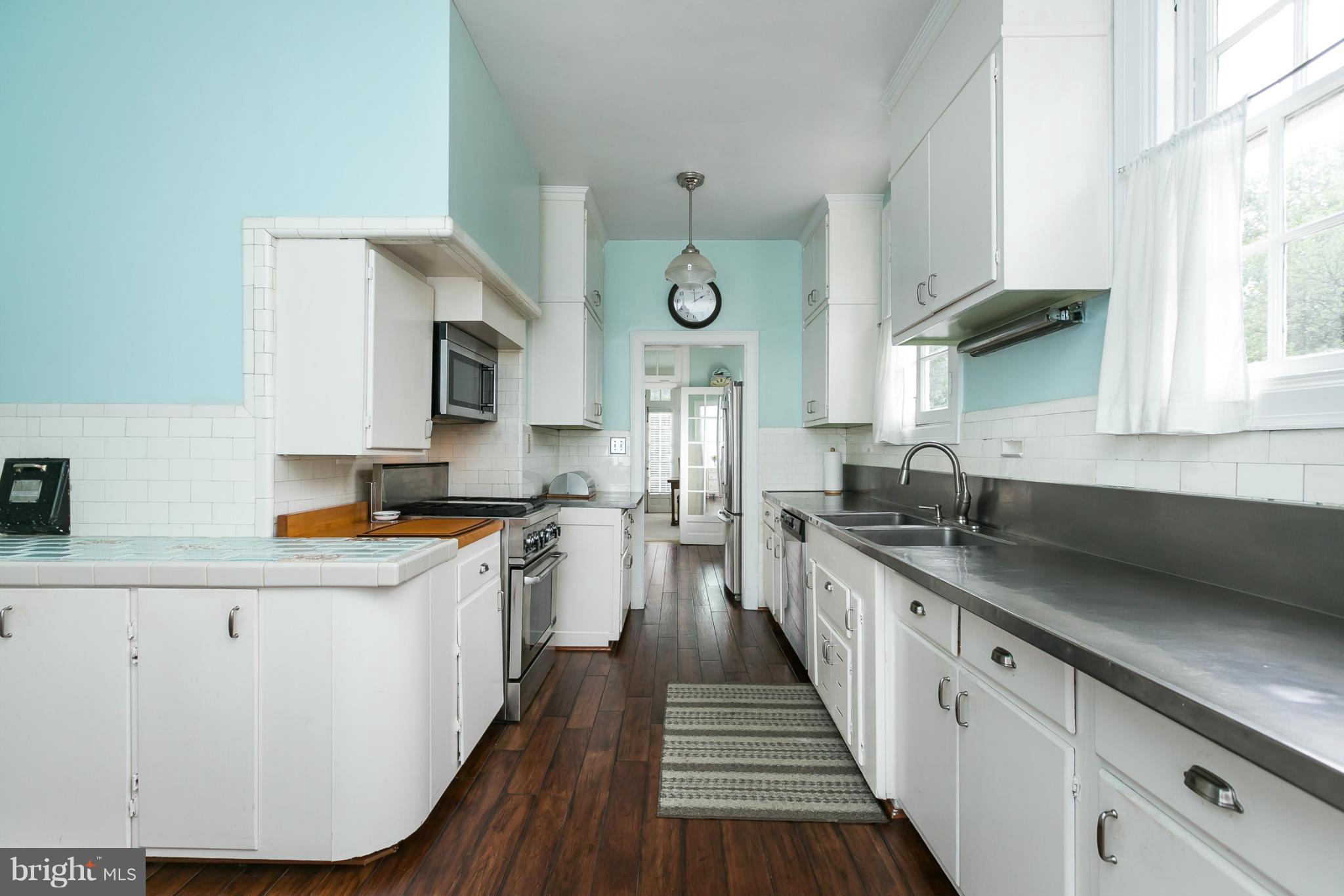 3812 Fenchurch Road Baltimore, MD 21218 - Photo 13 of 30 Kitchen