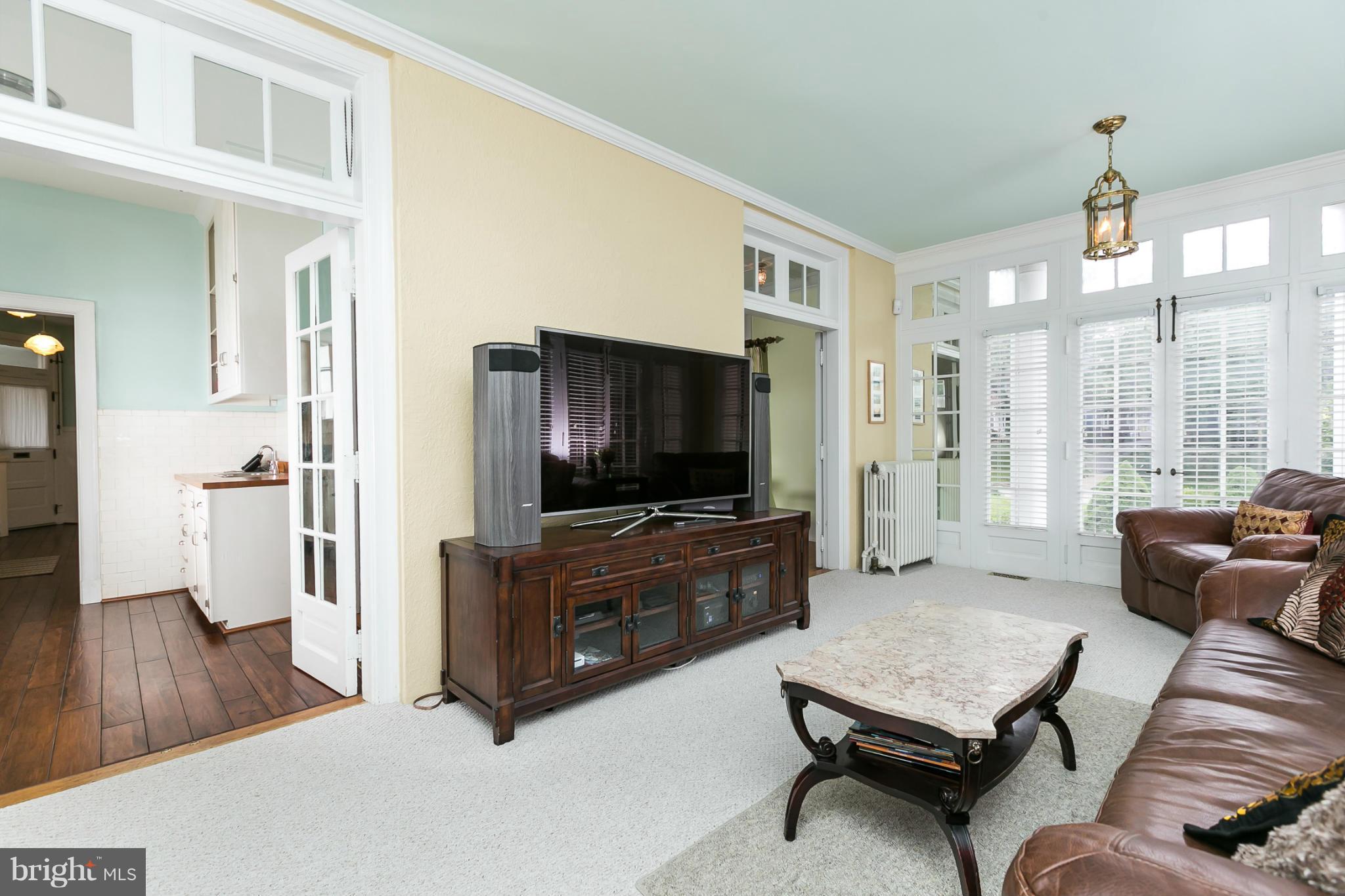 3812 Fenchurch Road Baltimore, MD 21218 - Photo 10 of 30 2 of 2 Sunrooms