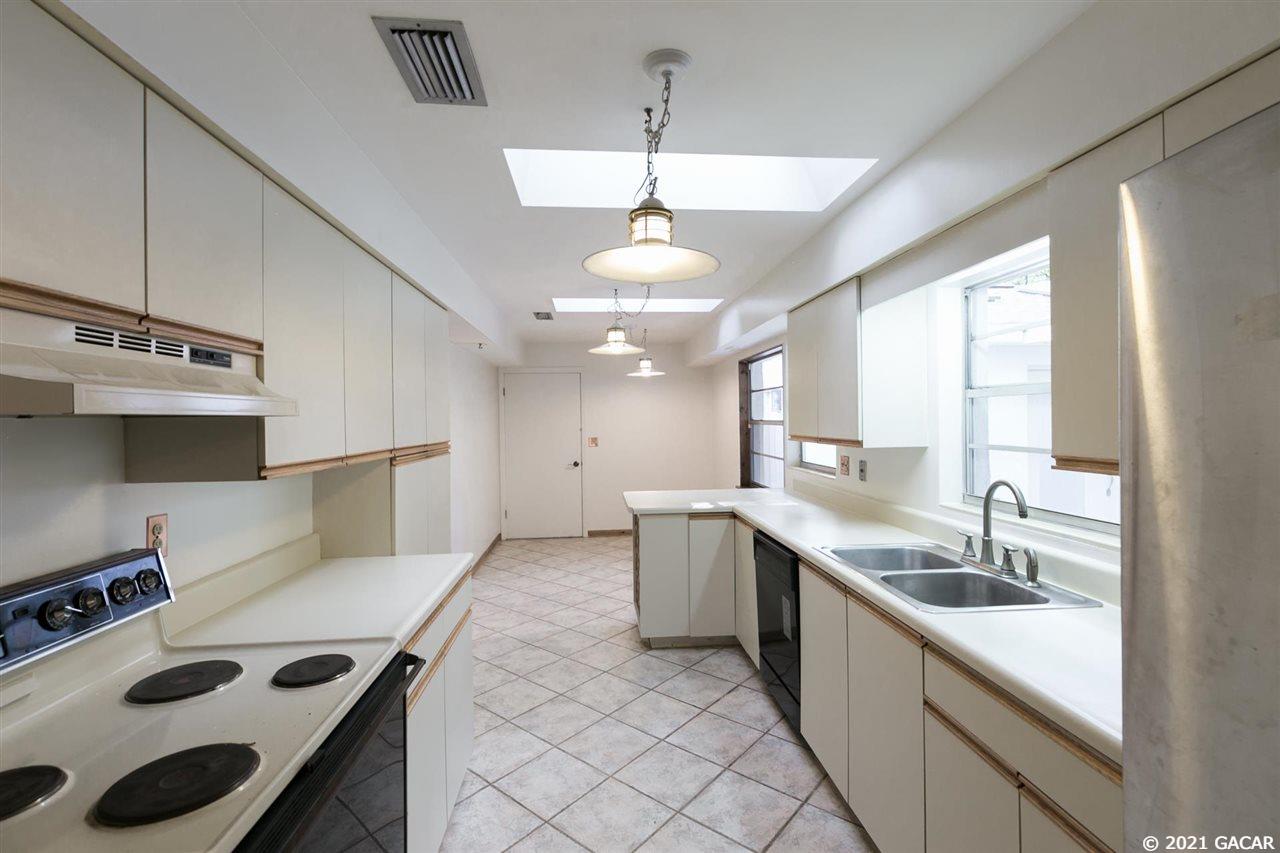 15 Southwest 41st Street Gainesville, FL 32607 - Photo 9 of 29 Gallery Image 9