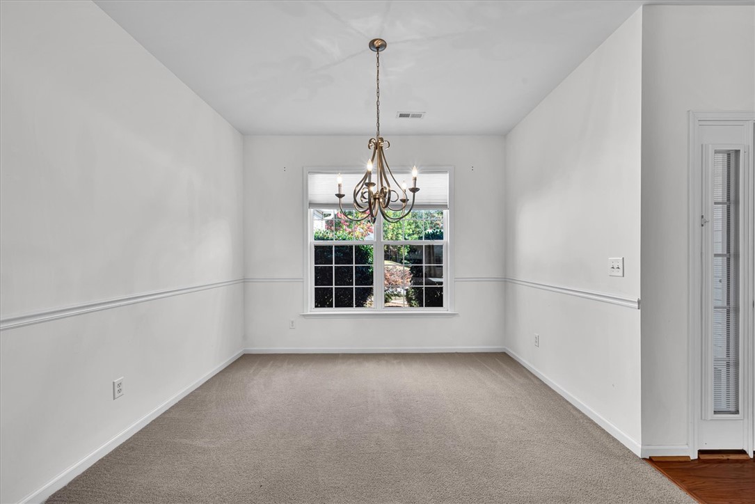 135 Fledgling Way Easley, SC 29642 - Photo 9 of 38 Dining Room
