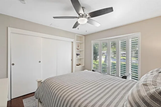 $555,000 | 7335 La Bolsa Drive, Dallas, TX 75248