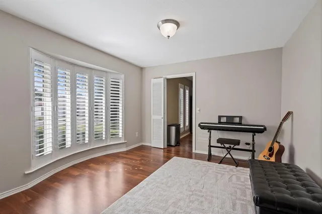 $555,000 | 7335 La Bolsa Drive, Dallas, TX 75248