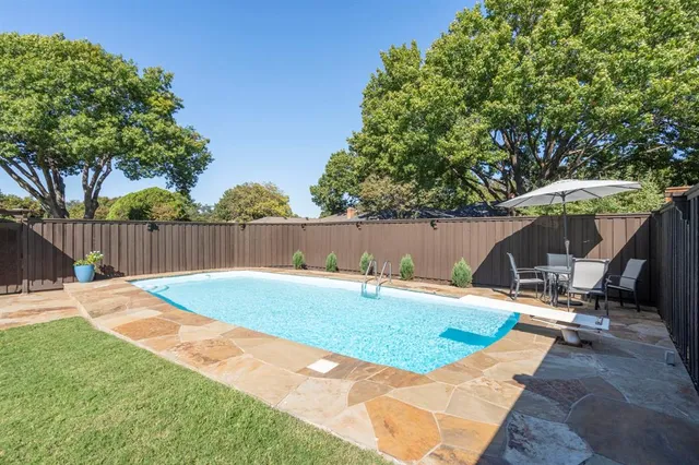 $555,000 | 7335 La Bolsa Drive, Dallas, TX 75248