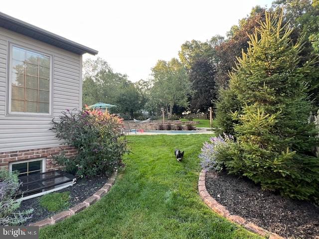 345 Jasmine Drive Hanover, PA 17331 - Photo 77 of 80 a view of a yard with large trees