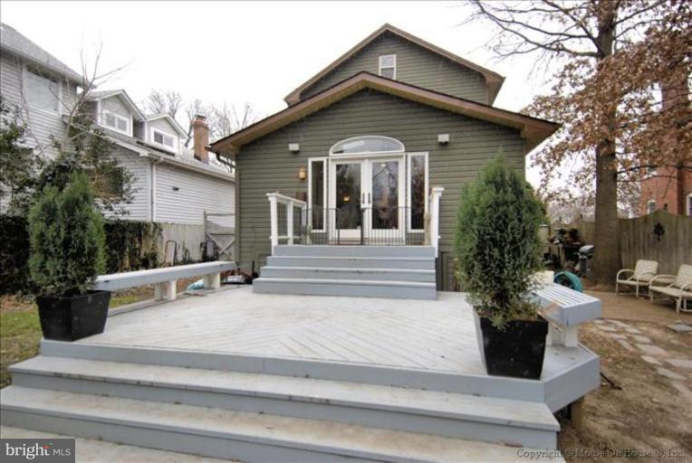 26 West Braddock Road Alexandria, VA 22301 - Photo 6 of 30 a view of a house with a patio