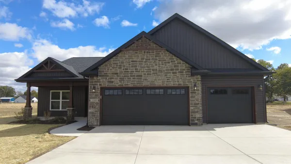 $399,900 | 3580 North W Shafer Drive, Monticello, IN 47960