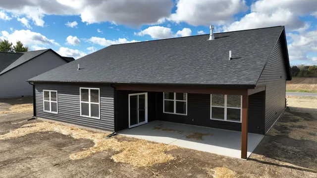 $399,900 | 3580 North W Shafer Drive, Monticello, IN 47960