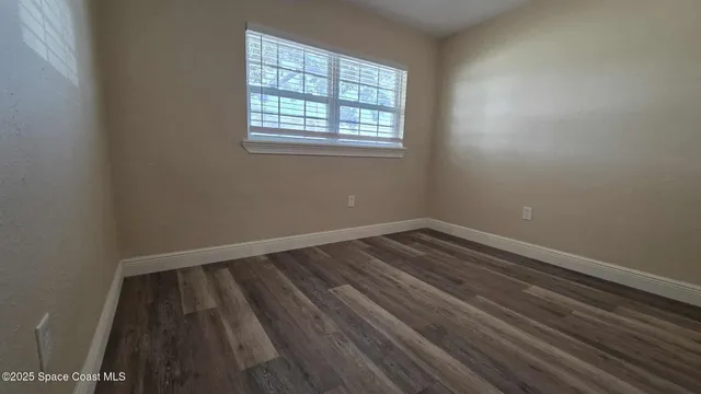 $379,900 | 410 4th Street, Merritt Island, FL 32953