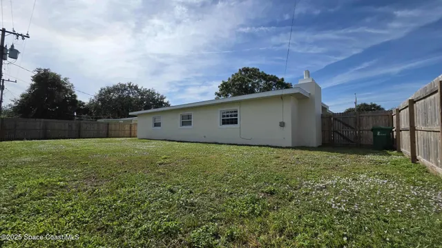 $379,900 | 410 4th Street, Merritt Island, FL 32953