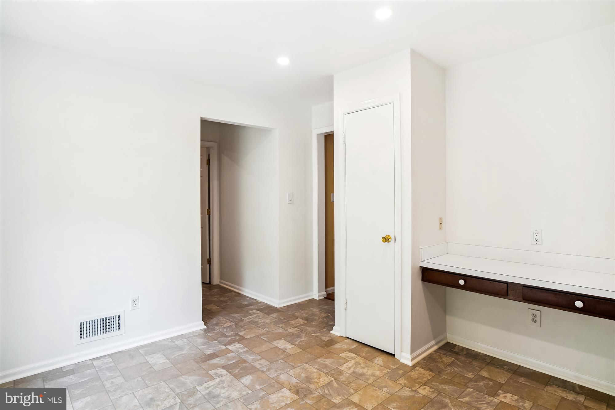 14109 Sturtevant Road Silver Spring, MD 20905 - Photo 19 of 75