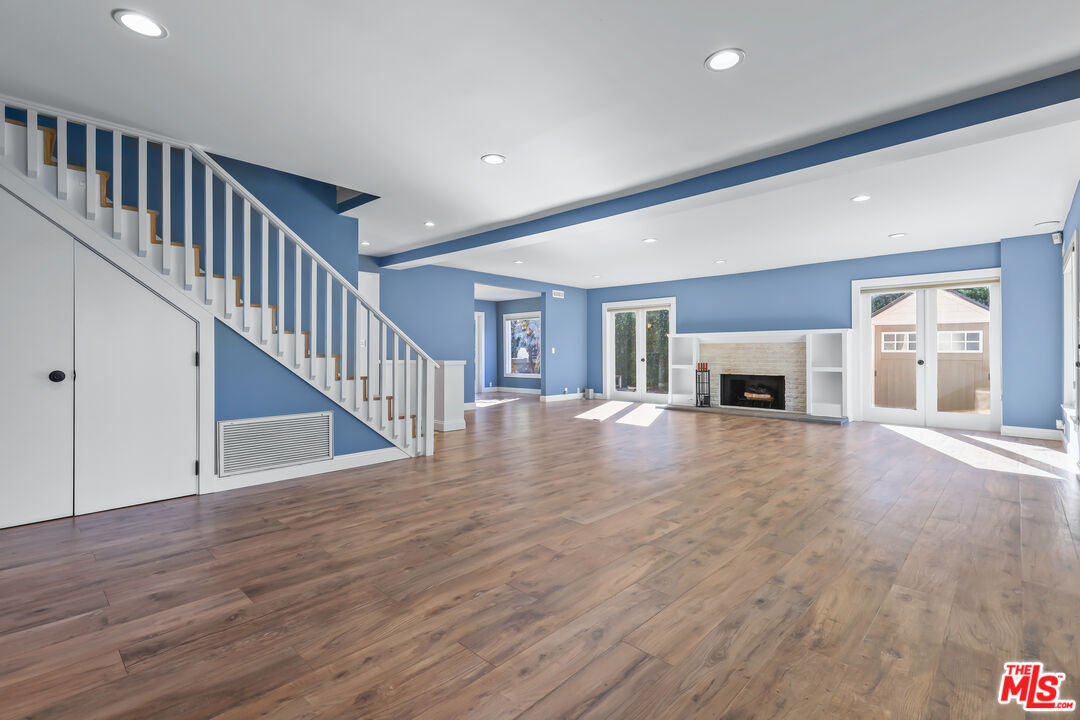 4744 Haskell Avenue Encino, CA 91436 - Photo 13 of 64