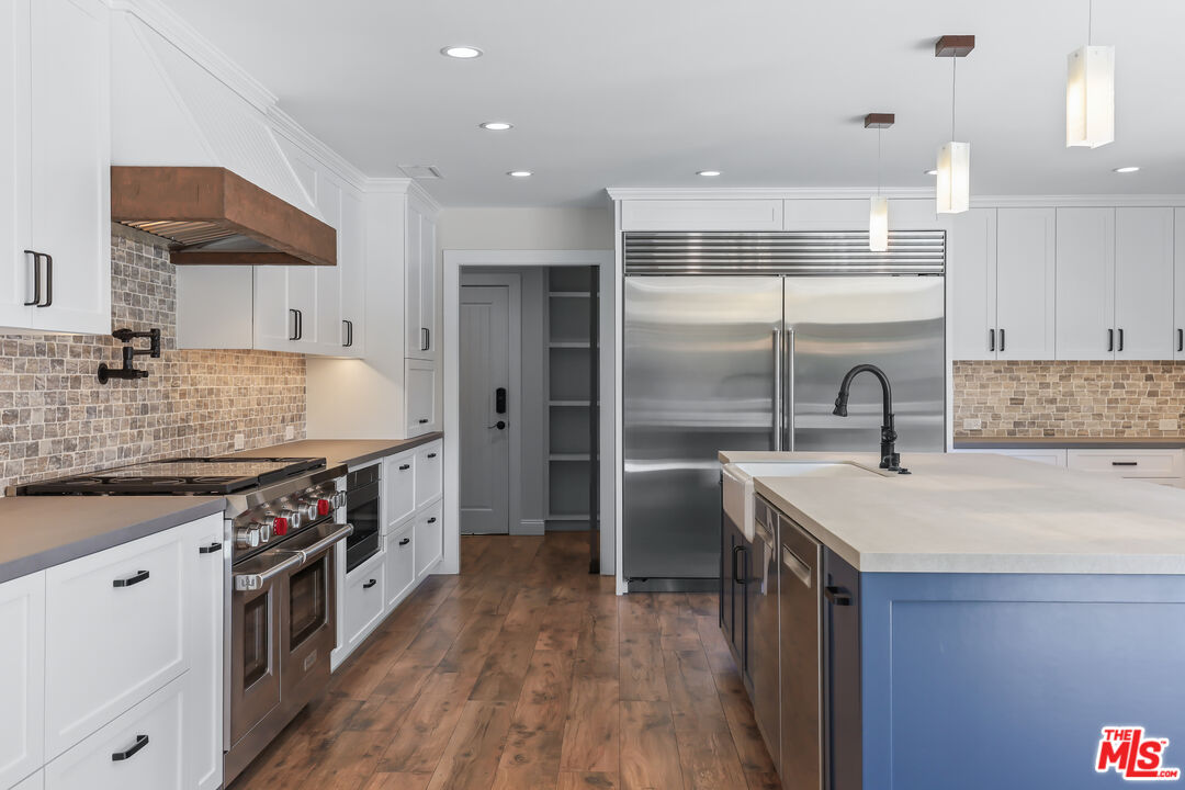 4744 Haskell Avenue Encino, CA 91436 - Photo 21 of 64