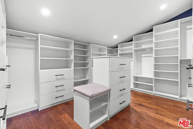 $14,500 | 4744 Haskell Avenue, Encino, CA 91436