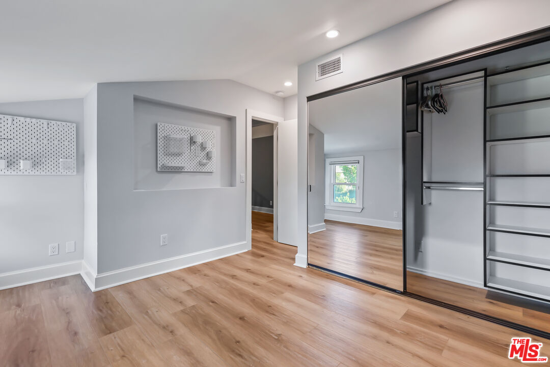 4744 Haskell Avenue Encino, CA 91436 - Photo 41 of 64