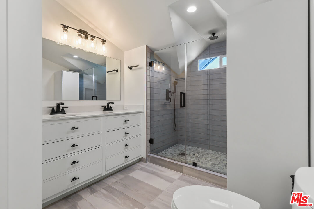 4744 Haskell Avenue Encino, CA 91436 - Photo 43 of 71