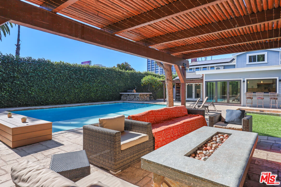 4744 Haskell Avenue Encino, CA 91436 - Photo 56 of 71