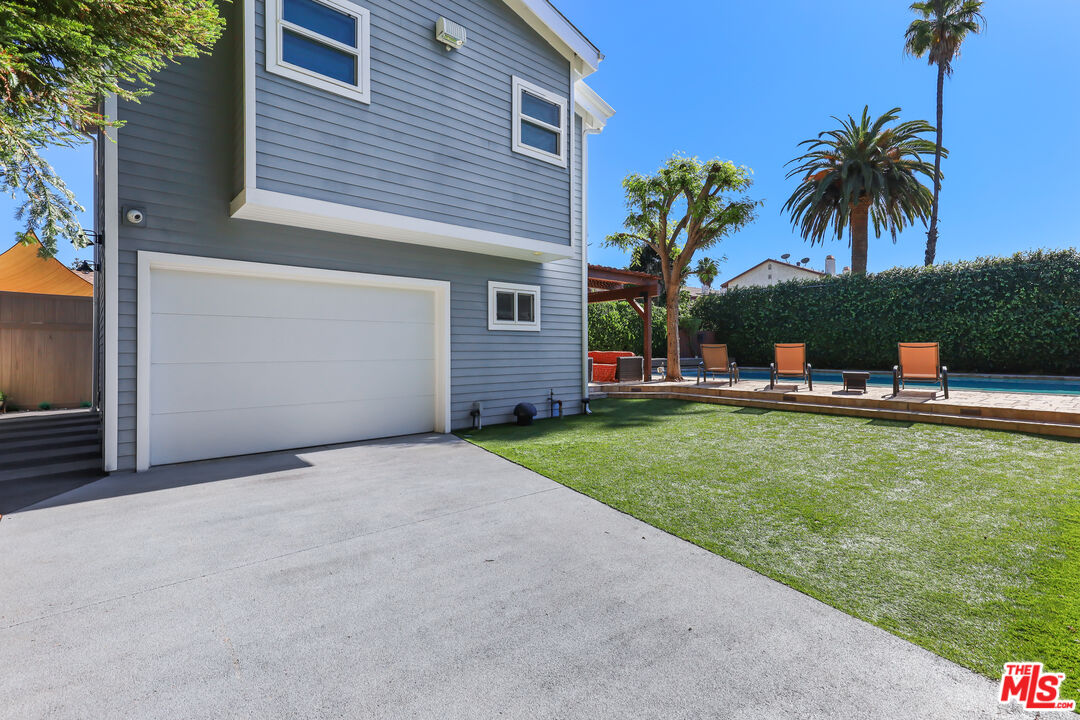 4744 Haskell Avenue Encino, CA 91436 - Photo 60 of 71