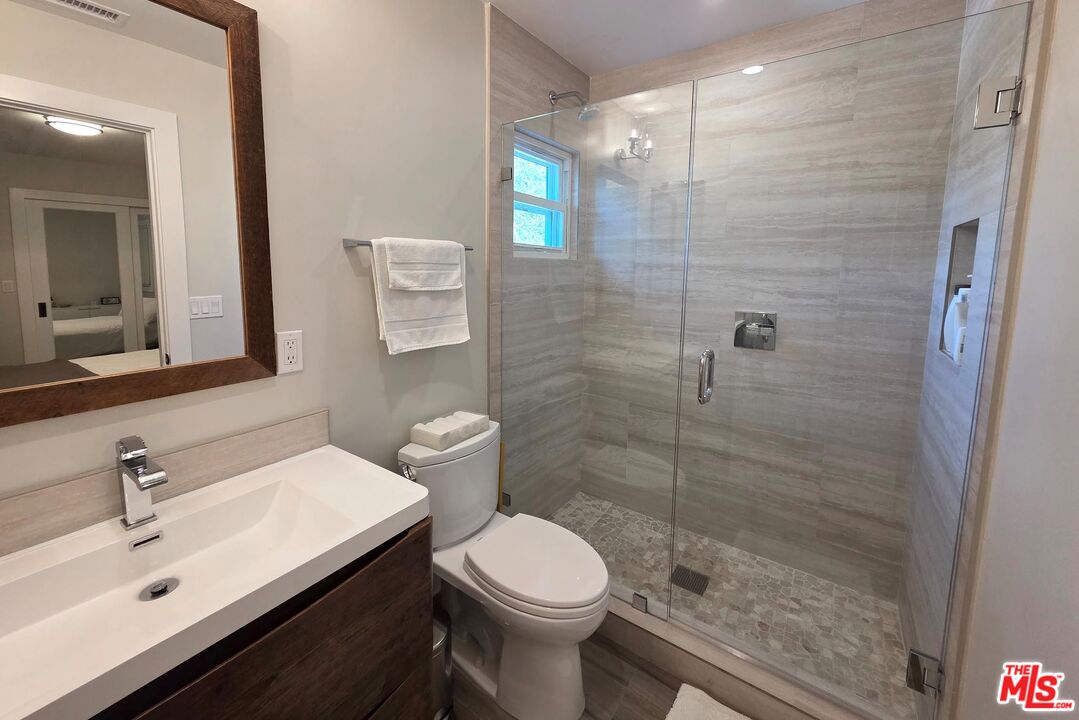 4744 Haskell Avenue Encino, CA 91436 - Photo 64 of 64