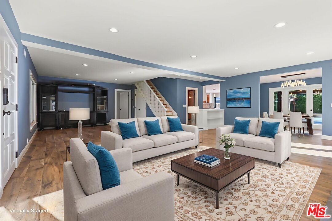 4744 Haskell Avenue Encino, CA 91436 - Photo 10 of 64