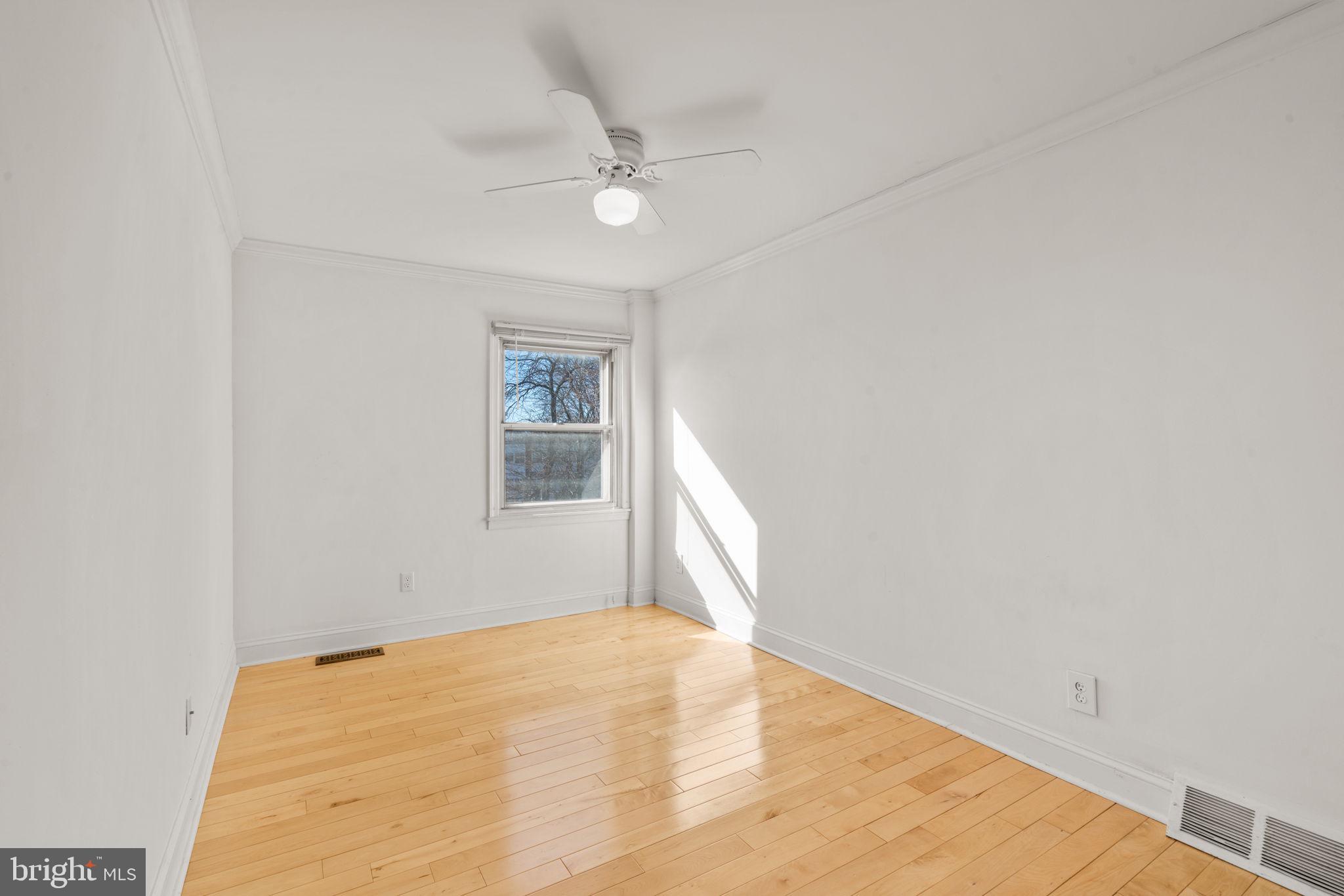 3134 Holly Road Philadelphia, PA 19154 - Photo 20 of 35 3rd bedroom
