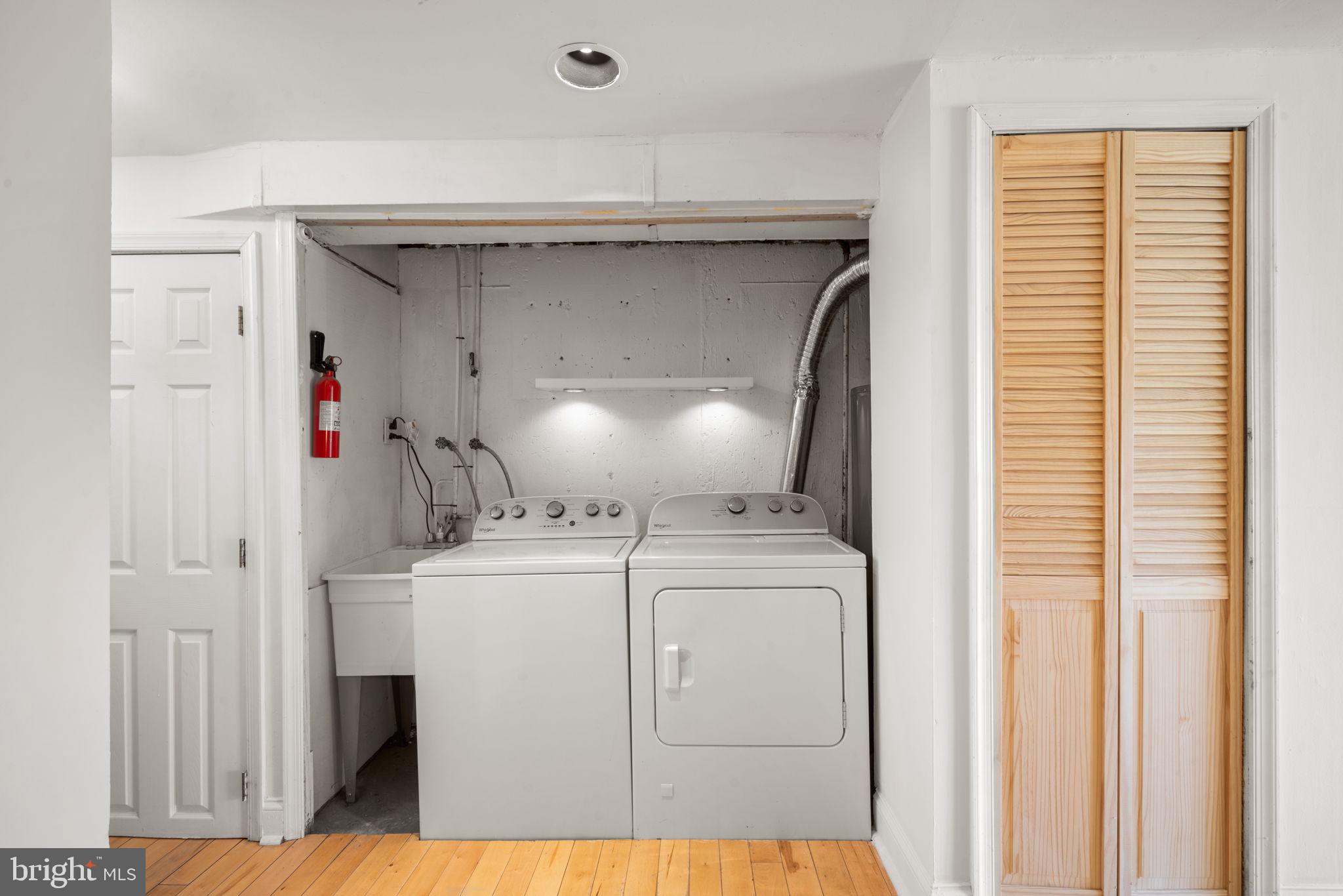 3134 Holly Road Philadelphia, PA 19154 - Photo 25 of 35 Basement level laundry