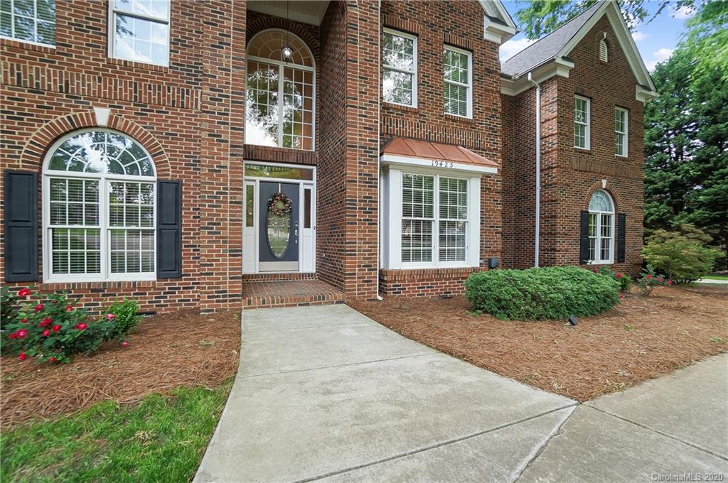 19425 Meta Road Cornelius, NC 28031 - Photo 2 of 44 Gallery Image 2