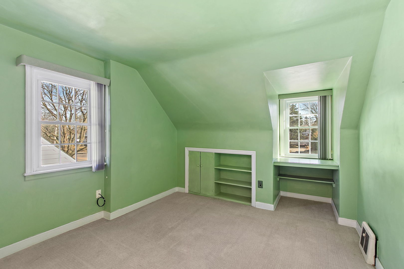 917 North 7th Street DeKalb, IL 60115 - Photo 13 of 27