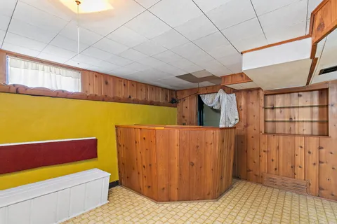 $185,000 | 917 North 7th Street, DeKalb, IL 60115