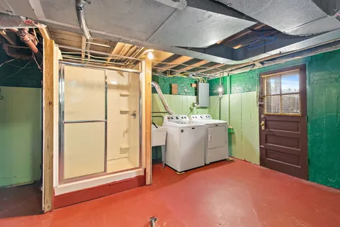 $185,000 | 917 North 7th Street, DeKalb, IL 60115