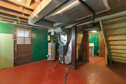 $185,000 | 917 North 7th Street, DeKalb, IL 60115