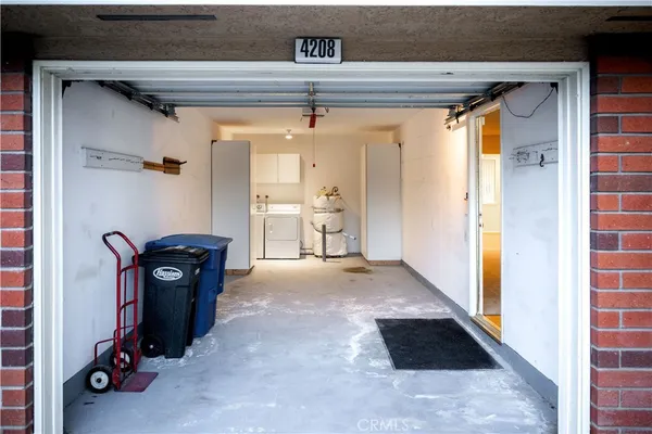 a view of a hallway with closet
