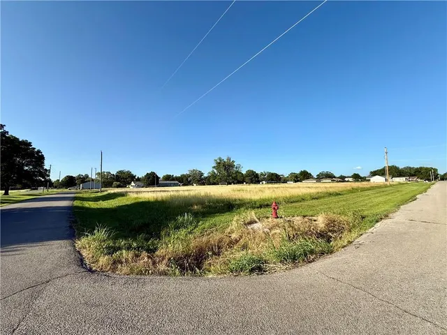 $50,000 | 0 Park Street, Cherryvale, KS 67335