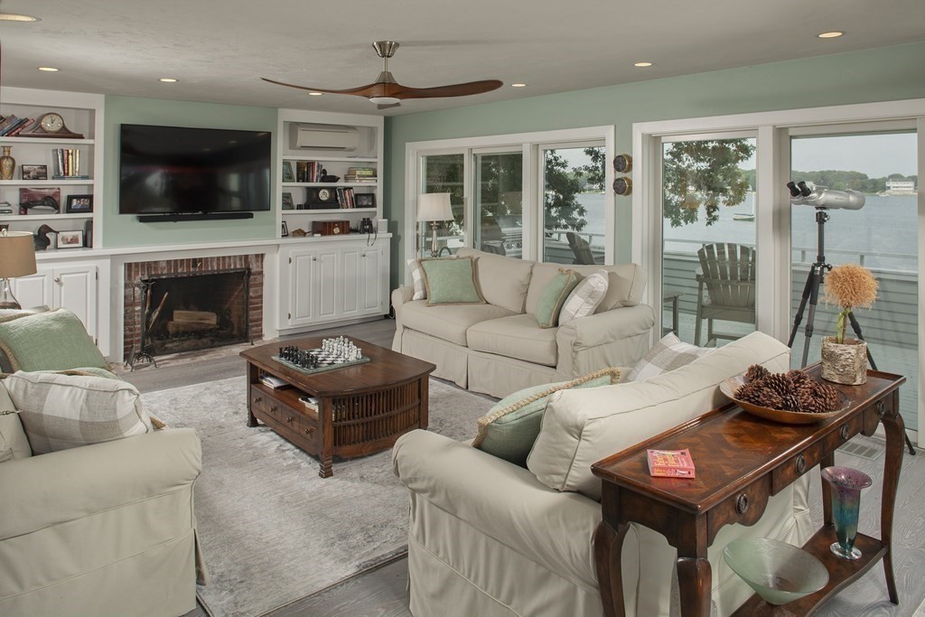 286 Delano Road Marion, MA 02738 - Photo 3 of 27 Gallery Image 3