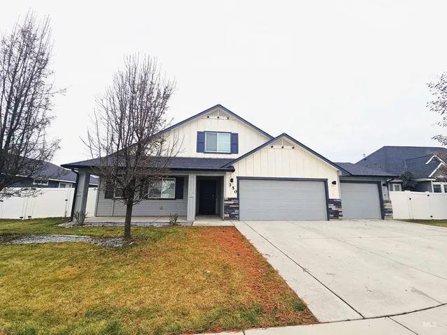 $575,000 | 350 Syringa Springs Drive, Fruitland, ID 83619
