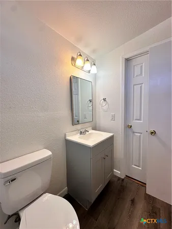 $1,725 | 899 Hillyer Street, San Marcos, TX 78666