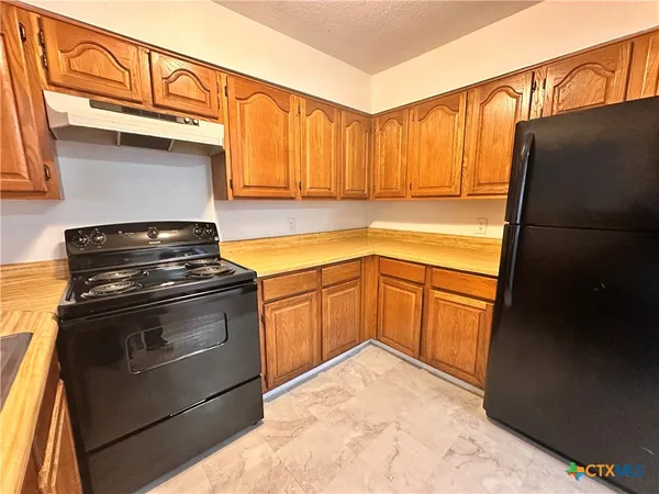 $1,725 | 899 Hillyer Street, San Marcos, TX 78666