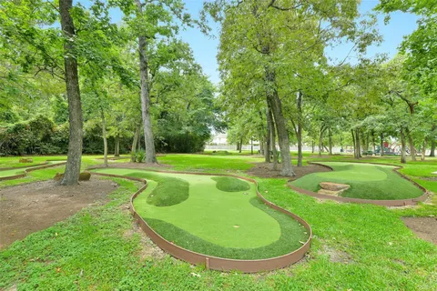 $520,000 | 111 Meadow Valley Drive, Conroe, TX 77384