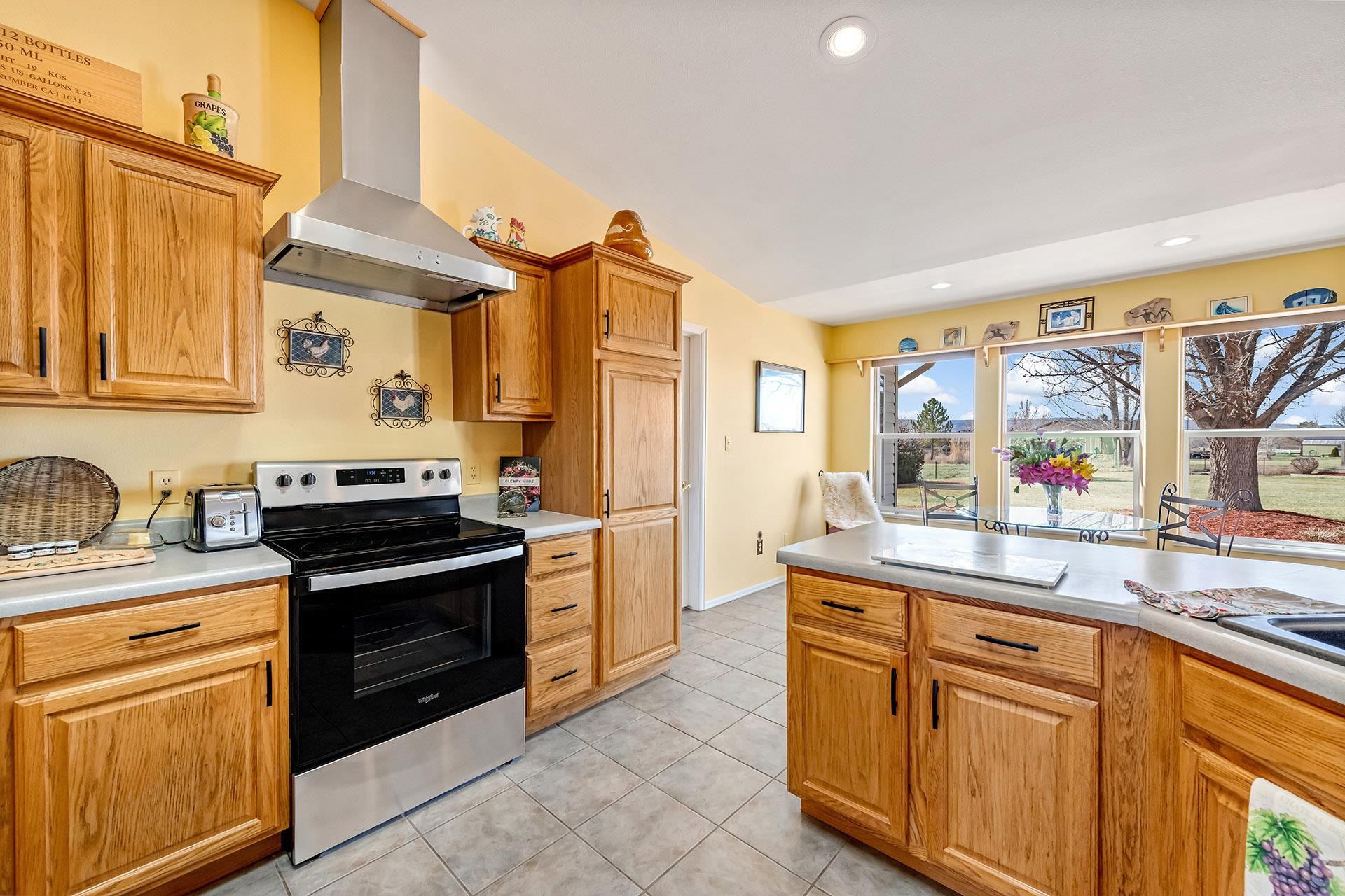 1231 Signal Rock Road Grand Junction, CO 81505 - Photo 8 of 28