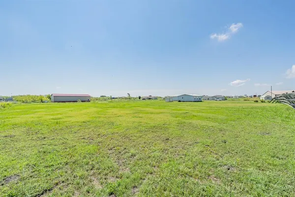 $179,000 | 4055 Victor Boulevard, Kemp, TX 75143