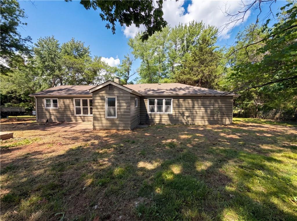 1825 Northeast Bren Mar Road Lee's Summit, MO 64086 - Photo 7 of 16