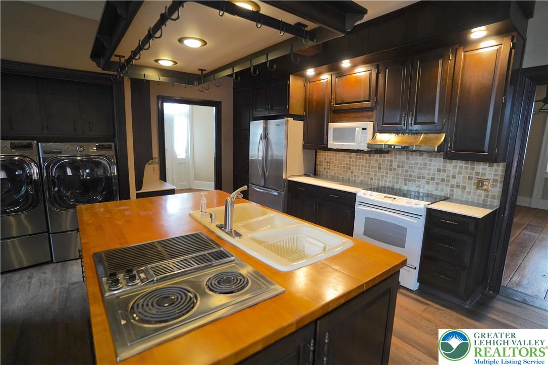 9020 Schantz Road Breinigsville, PA 18031 - Photo 8 of 26