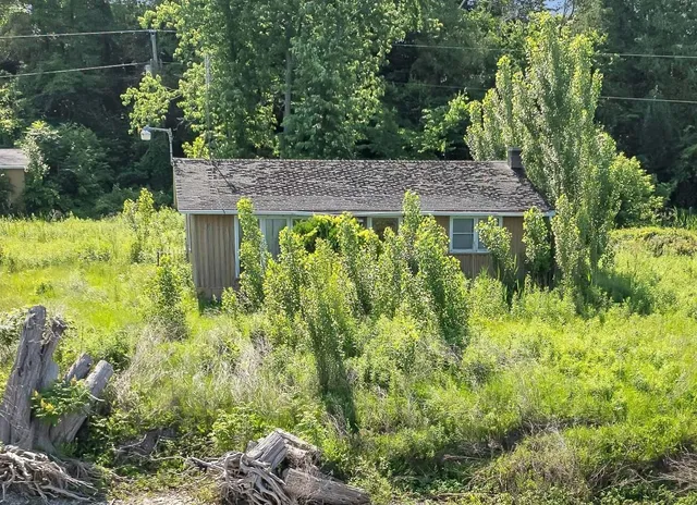 $700,000 | 2601 Rutz Lane, Brussels, WI 54204